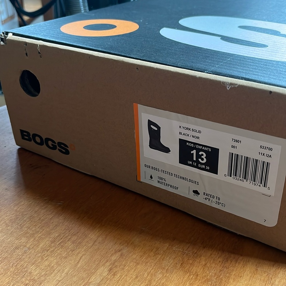 Bogs Size 13 kids